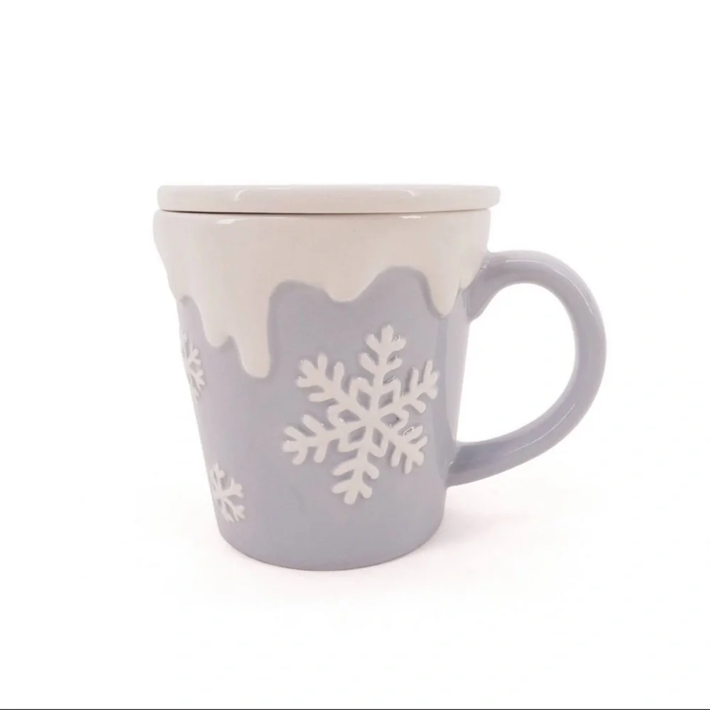 New Blue & White 8 oz. Snowflake Mug with Lid, Target Bullseye Playground 2025